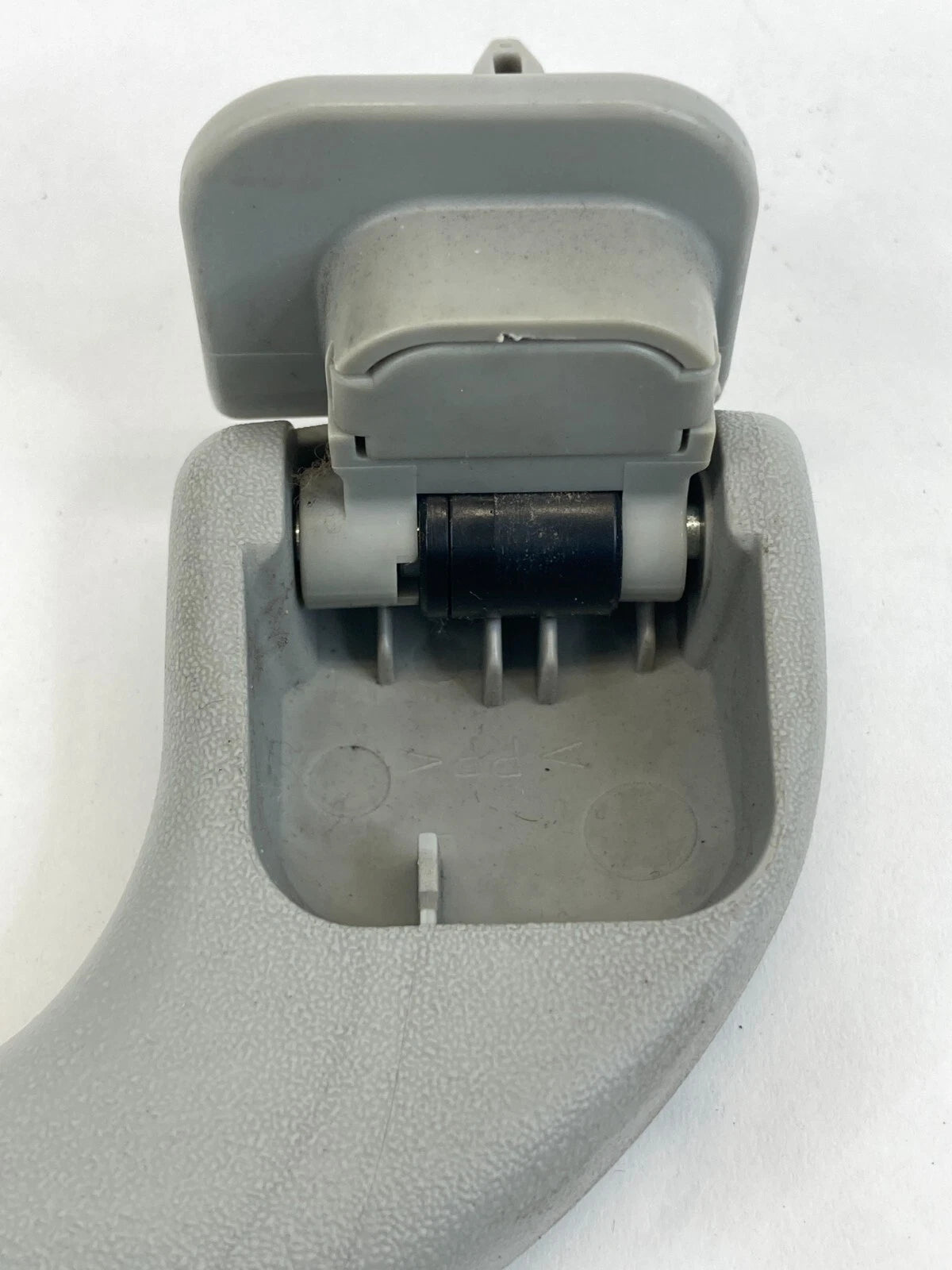 2007-2013 SUZUKI SX4 ROOF FRONT LEFT DRIVER GRAB GRIP ASSIST HANDLE OEM