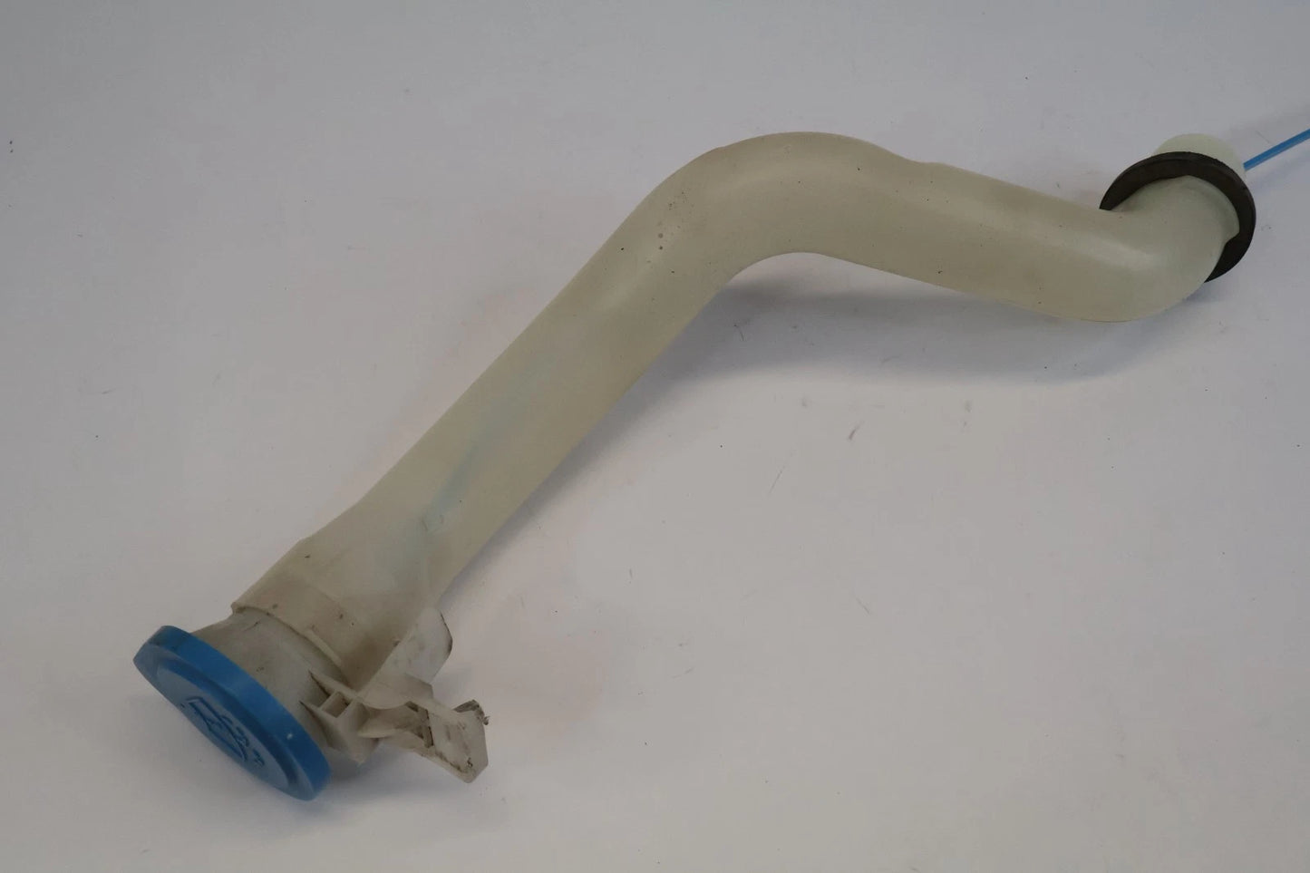 2010-2013 SUZUKI KIZASHI WINDSHIELD WASHER RESERVOIR FILLER NECK W/ CAP OEM