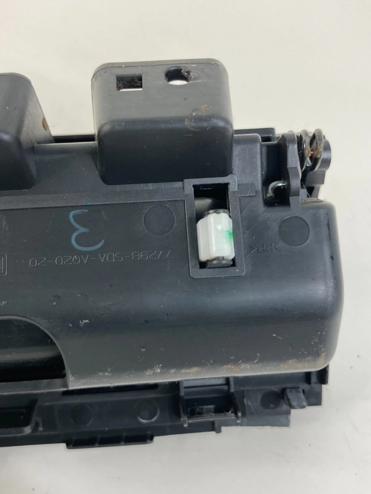 2003-2007 HONDA ACCORD FRONT CENTER CONSOLE ASHTRAY COIN TRAY POWER OUTLET