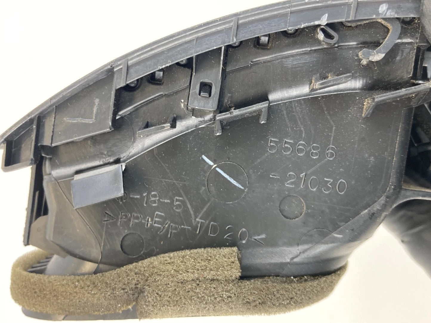 2005-2010 SCION TC RIGHT OR LEFT DASH AC AIR VENT GRILLE DUCT OUTLET 55686-21030