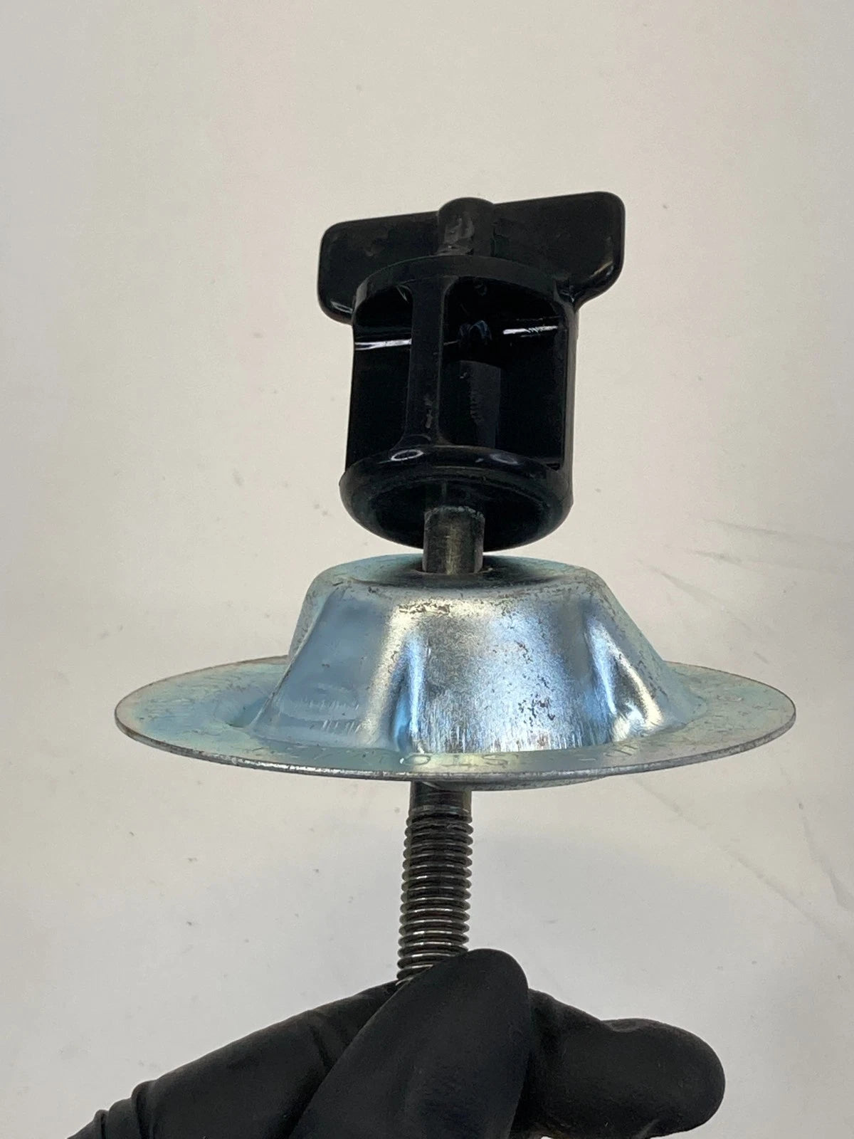 2006-2015 HONDA CIVIC SPARE TIRE HOLD DOWN WING NUT RETAINER HOLDER ASSEMBLY OEM