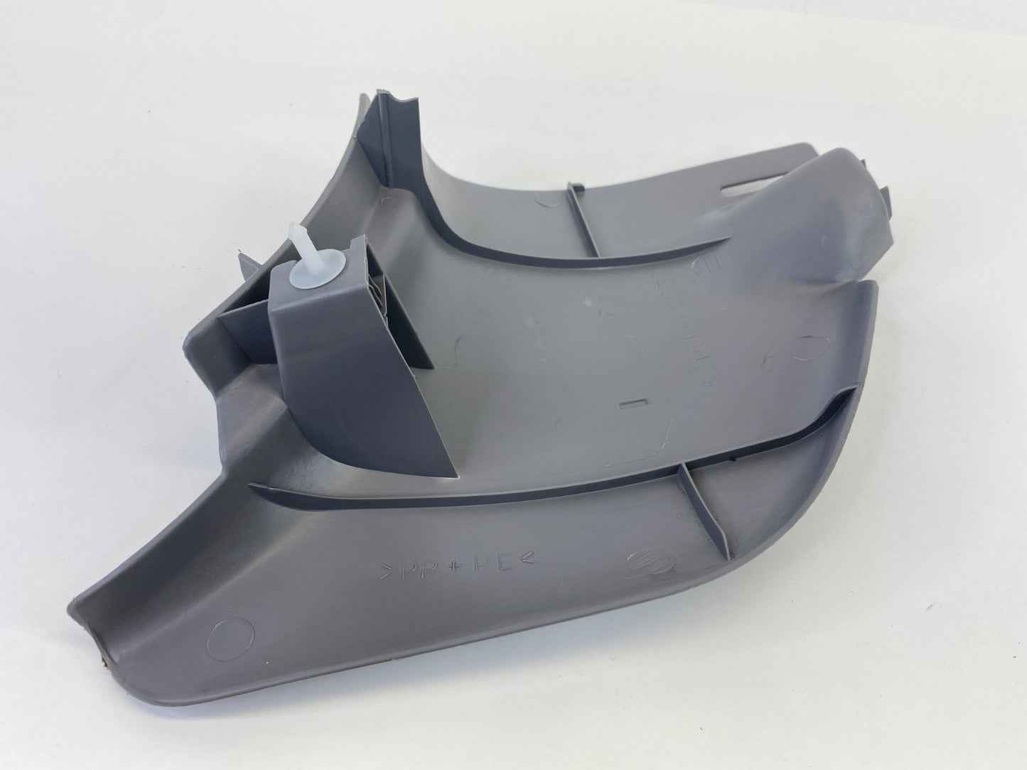 2000-2004 Toyota Avalon Right Passenger Side Kick Cowl Panel Cover 62101-AC030