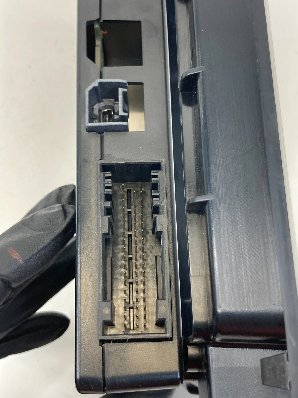 2016-2019 FORD INTERCEPTOR UTILITY COMMUNICATION SYNC CONTROL MODULE UNIT OEM