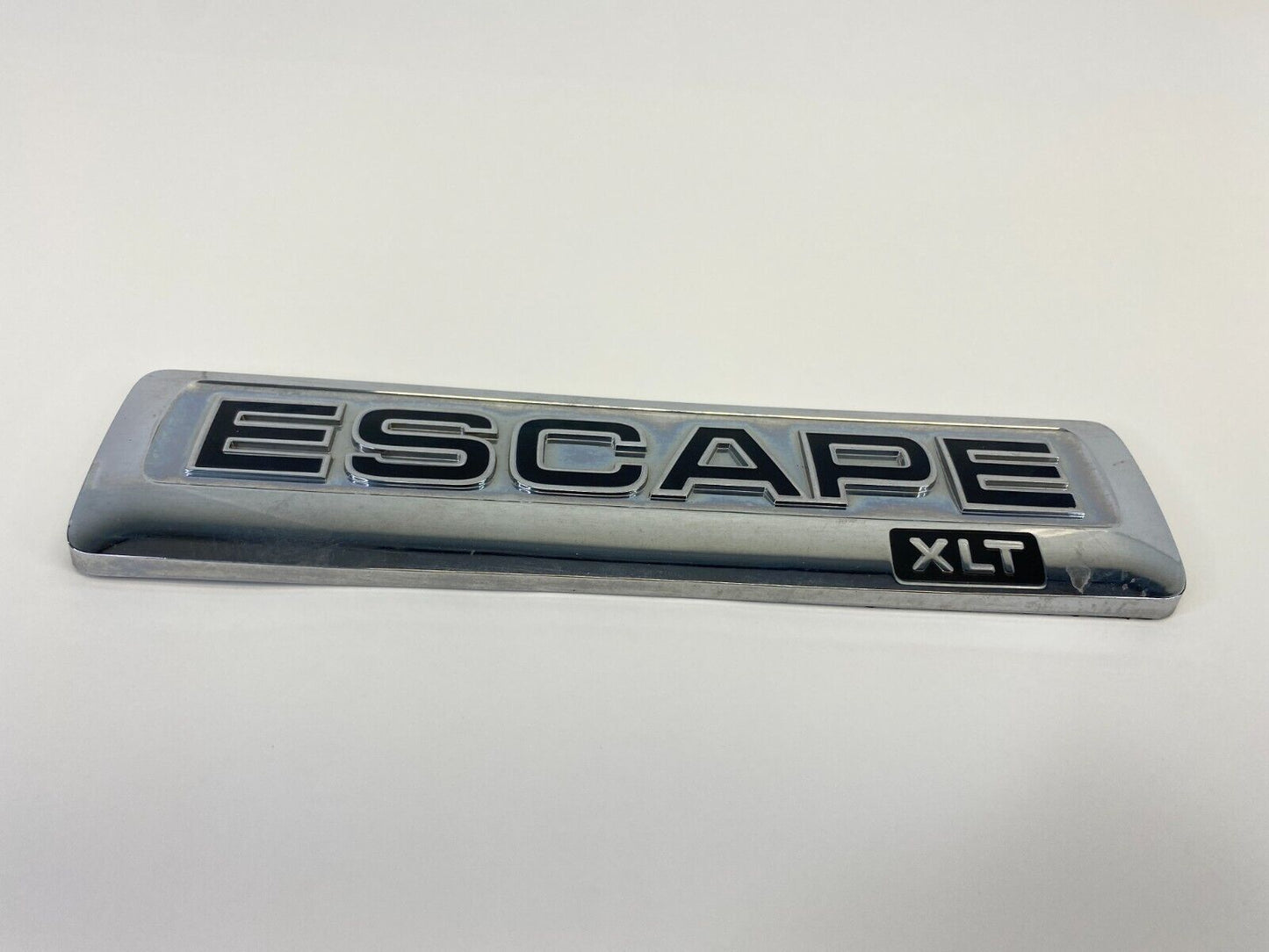 08-12 Ford Escape XLT Rear Trunk Hatch Lid Emblem Badge Logo 8L84-7843156-AA OEM