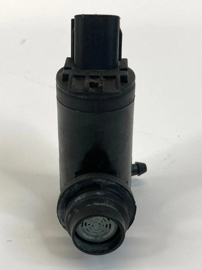 2014-2016 HYUNDAI ELANTRA FRONT WINDSHIELD WIPER WASHER PUMP 98510-2M500 OEM