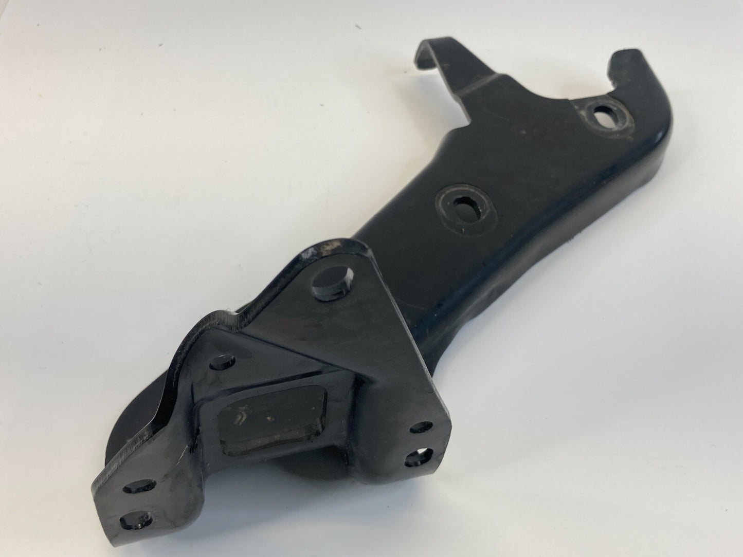 2011-2017 Honda Odyssey Rear Right Side Sliding Door Lower Roller Bracket OEM