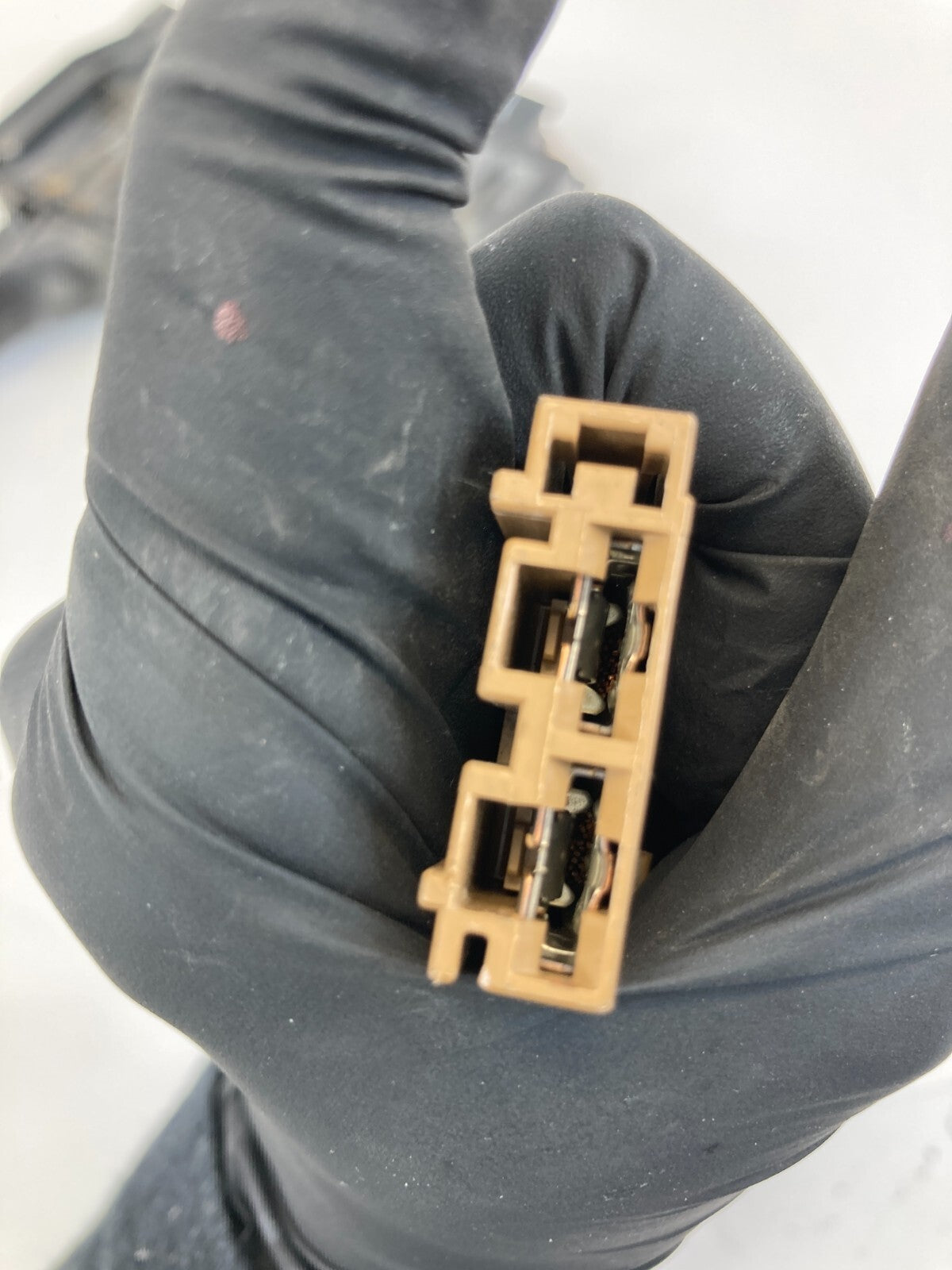 2006 Nissan Altima 3.5L V6 A/T Engine Compartment Junction Fuse Box Assy OEM