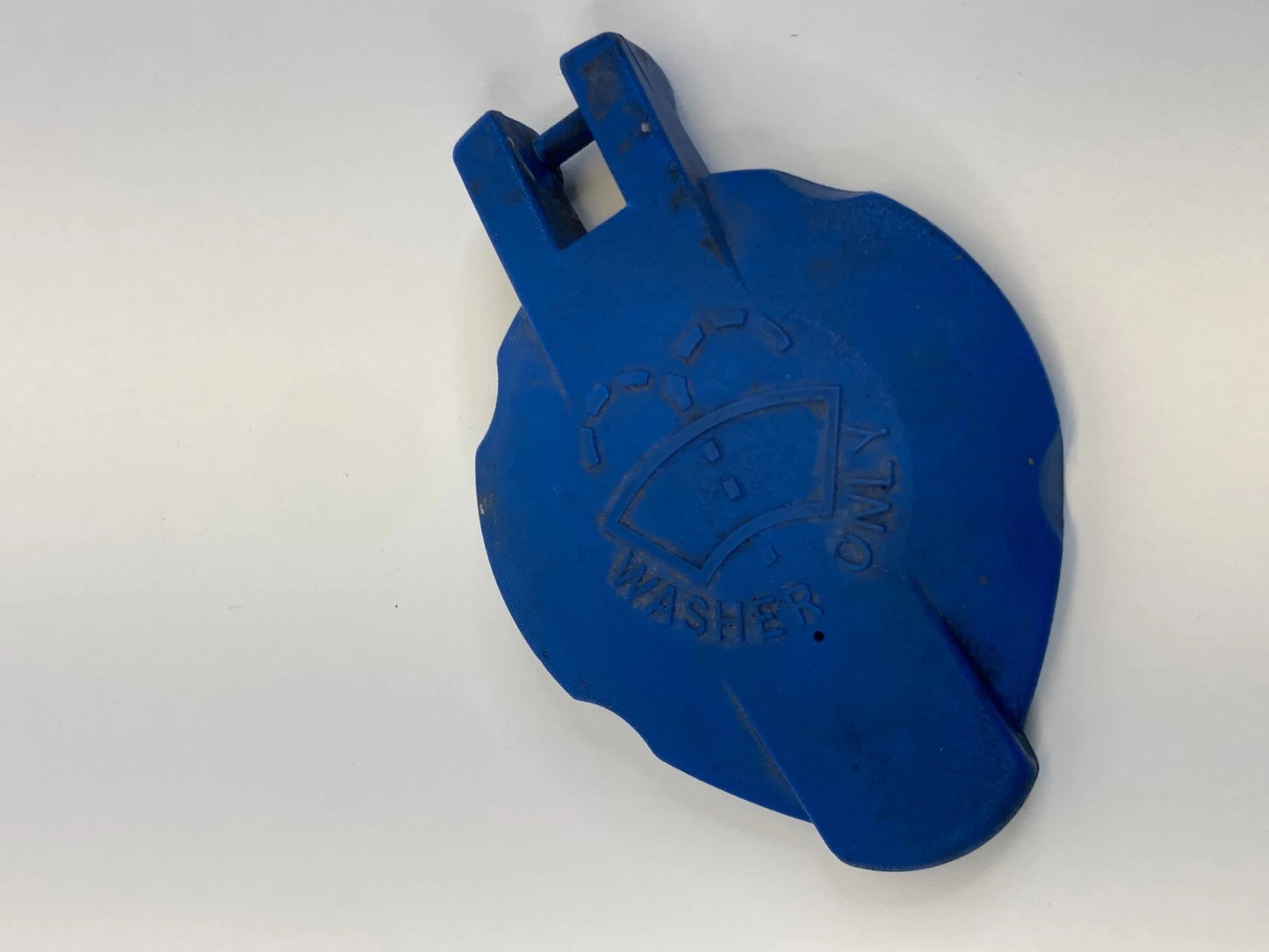 2006-2010 HYUNDAI SONATA WINDSHIELD WIPER WASHER RESERVOIR TANK CAP COVER OEM