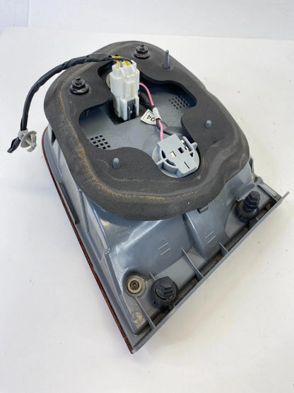 2006-2008 KIA OPTIMA REAR RIGHT INNER TRUNK LID TAILLIGHT LAMP 92406-2G00 OEM