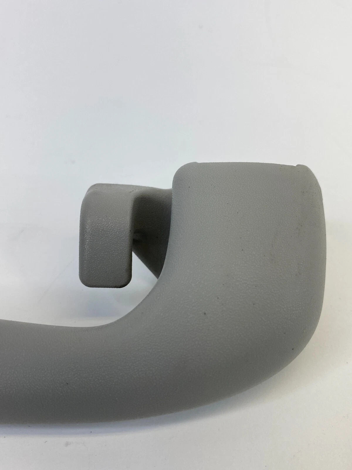 2011-2016 CHEVROLET CRUZE REAR RIGHT SIDE ROOF INTERIOR GRAB GRIP HANDLE ASSIST