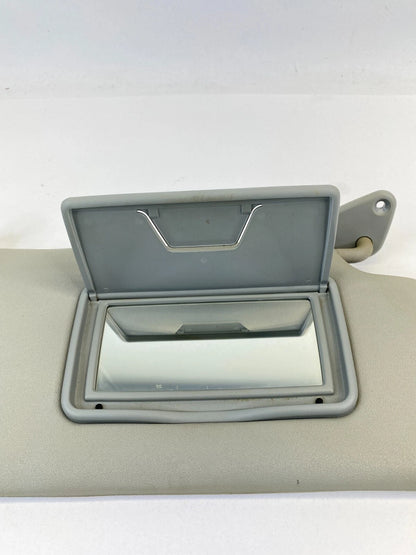 07-13 MITSUBISHI OUTLANDER RIGHT PASSENGER SUNVISOR SUN VISOR SHADE W/ MIRROR