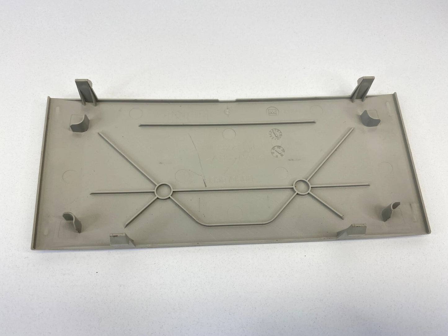 2011-2017 BUICK REGAL VERANO INTERIOR OVERHEAD LIGHT COVER CAP TRIM 13221338 OEM