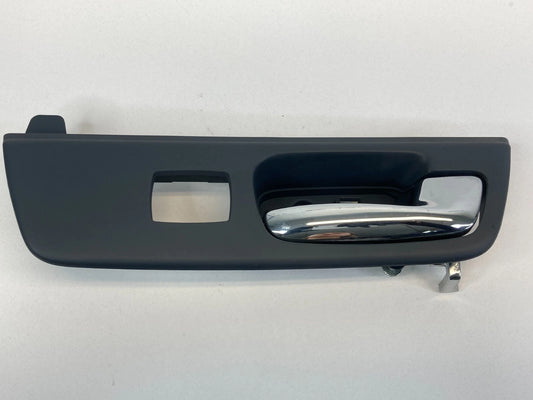 2006-2011 CADILLAC DTS REAR PASSENGER RIGHT INNER DOOR HANDLE BEZEL OEM PCABS002
