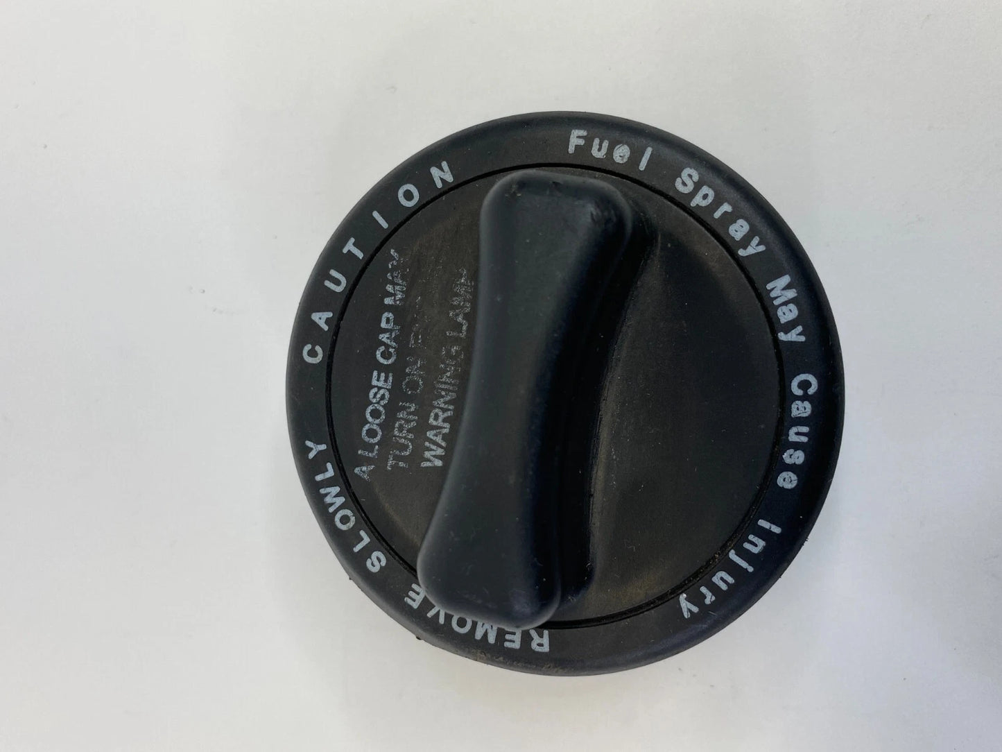 2003-2006 MERCEDES-BENZ E 500 FUEL FILLER GAS LID CAP COVER A220-470-07-05