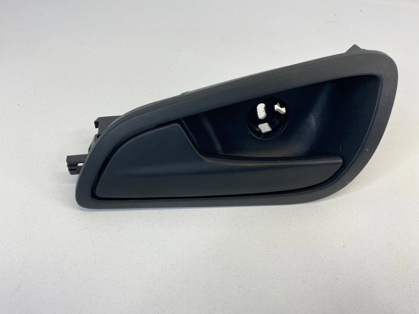 12-18 FORD FOCUS REAR LEFT SIDE DOOR INTERIOR DOOR HANDLE ASSEMBLY BM51A22601AE
