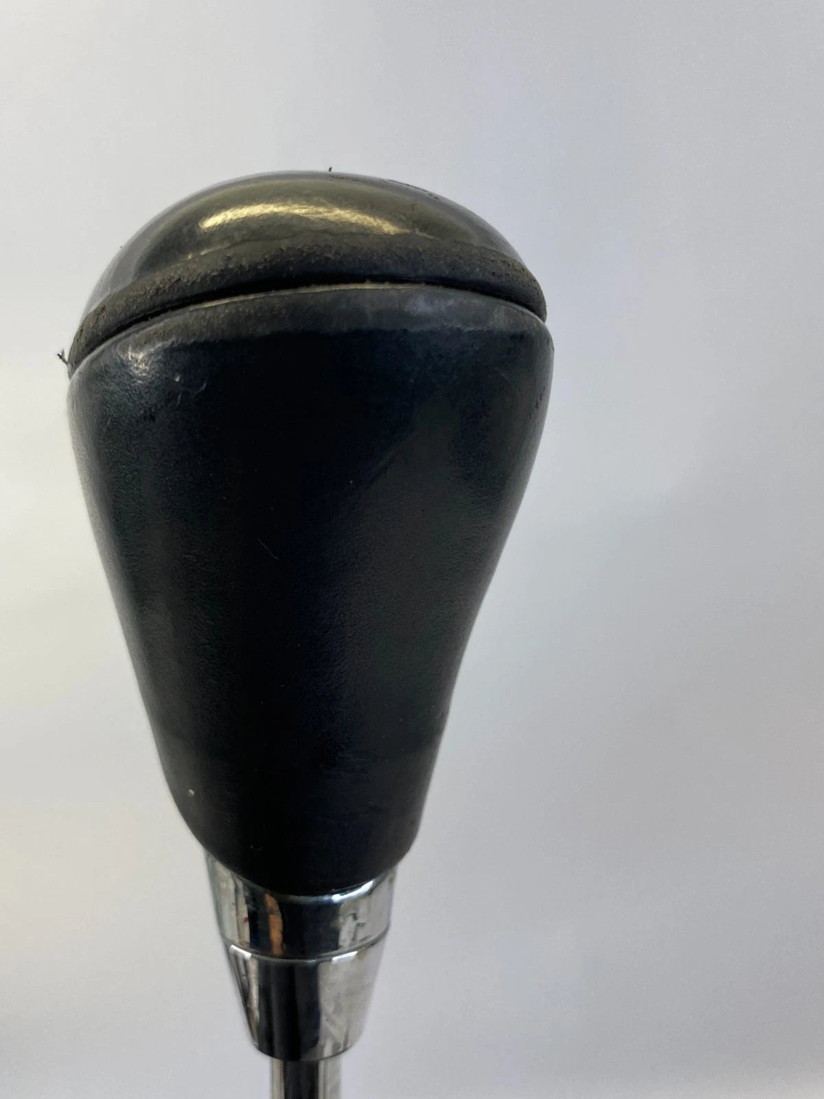 2006-2013 LEXUS IS250 SEDAN AUTOMATIC FLOOR GEAR SHIFTER LEVER HANDLE ASSEMBLY