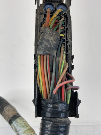2003 2004 LINCOLN NAVIGATOR ABS PUMP BRAKE MODULE PLUG HARNESS FRONT OEM FACTORY