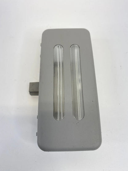 2004-2007 BMW 530I RIGHT PASSENGER SIDE INNER SUNVISOR VANITY LIGHT LAMP 6962011