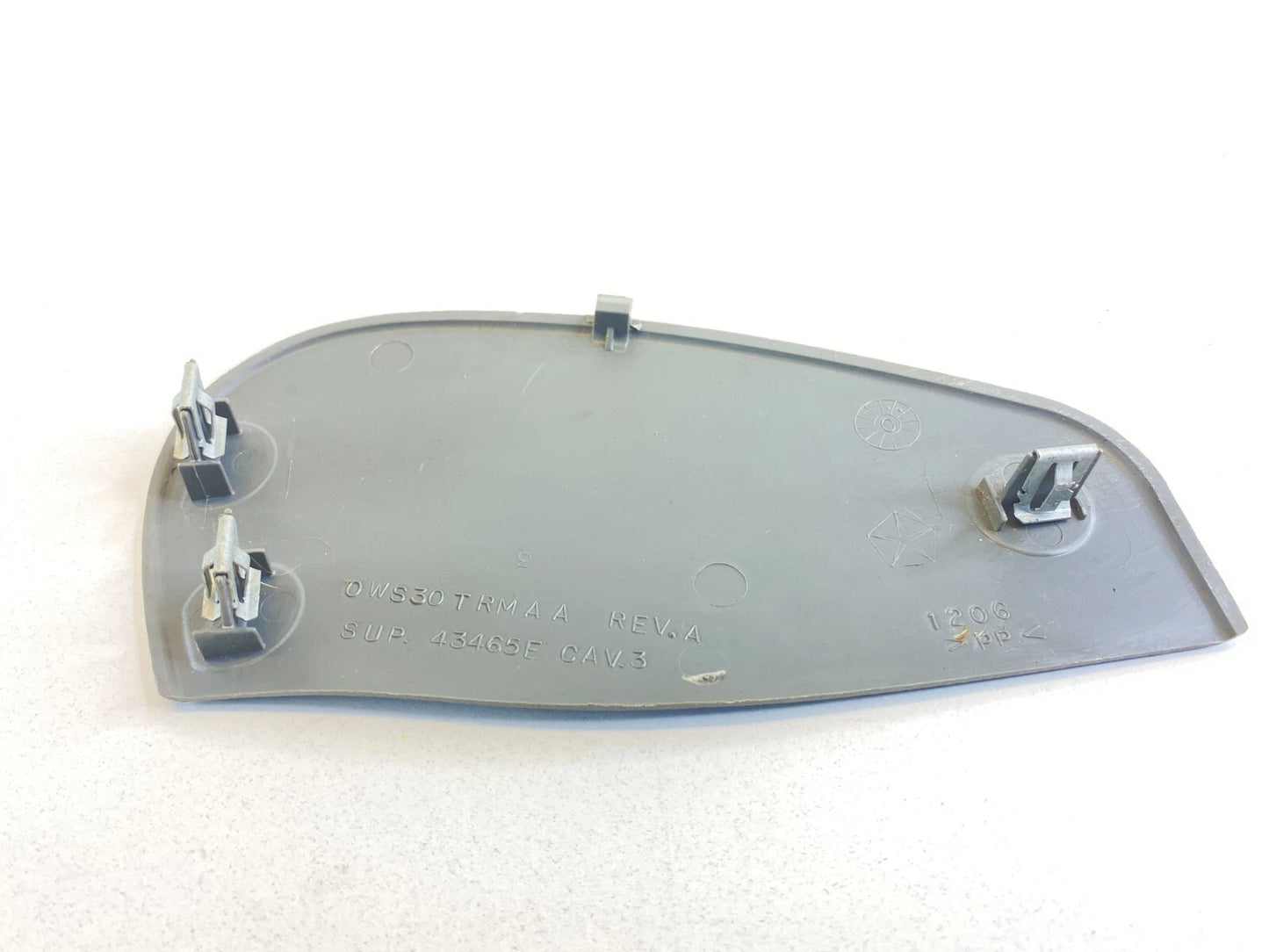 2004 DODGE GRAND CARAVAN FRONT RIGHT SIDE DASH END CAP COVER TRIM 0WS30TRMAA
