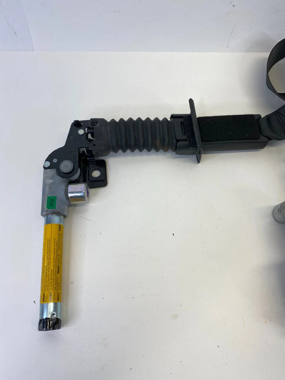 2017-2020 HYUNDAI ELANTRA FRONT RIGHT PASSENGER SIDE SEAT BELT RETRACTOR OEM