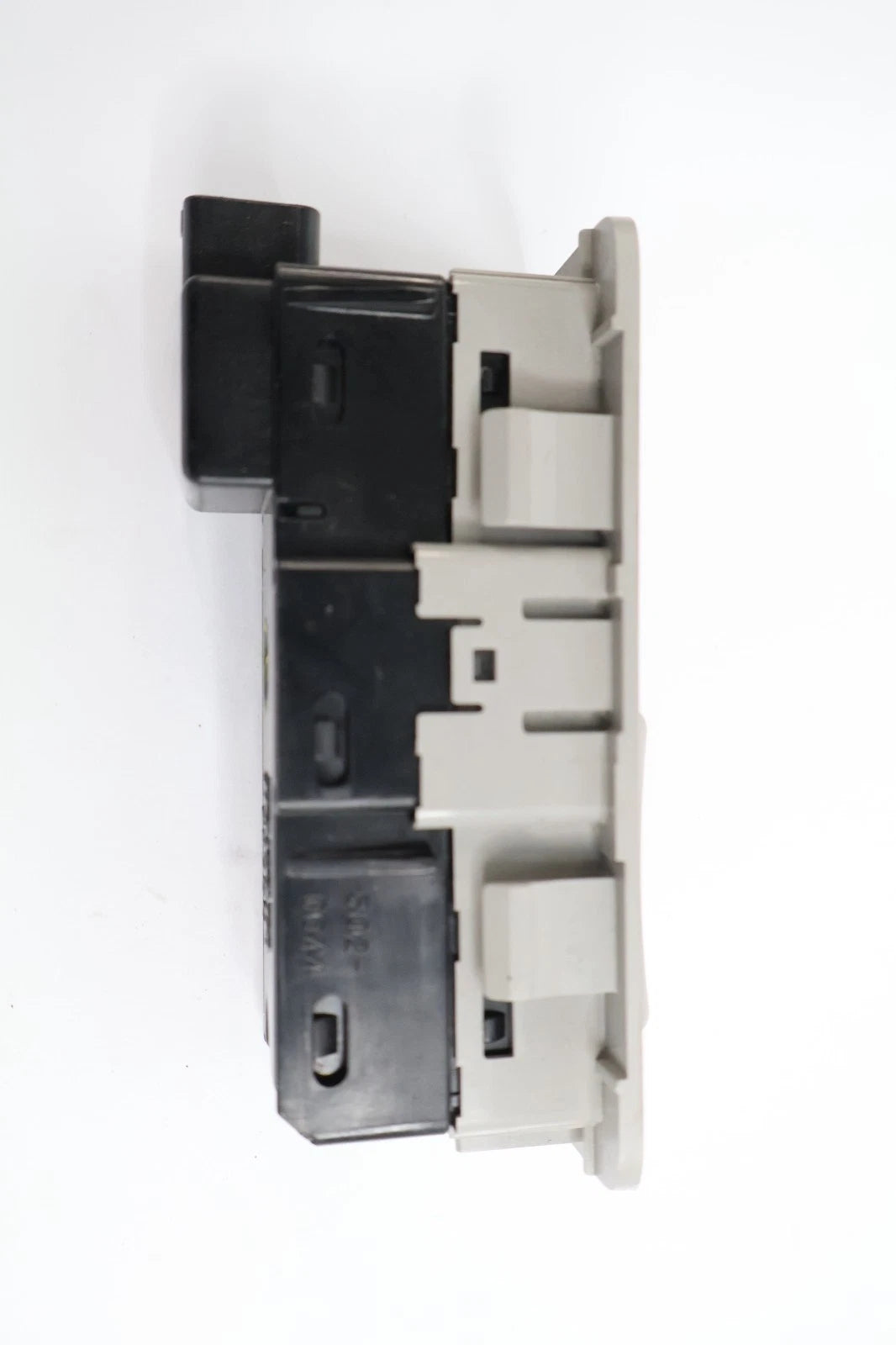 2011-2014 TOYOTA SIENNA REAR RIGHT SIDE 3RD ROW POWER FOLD SEAT CONTROL SWITCH