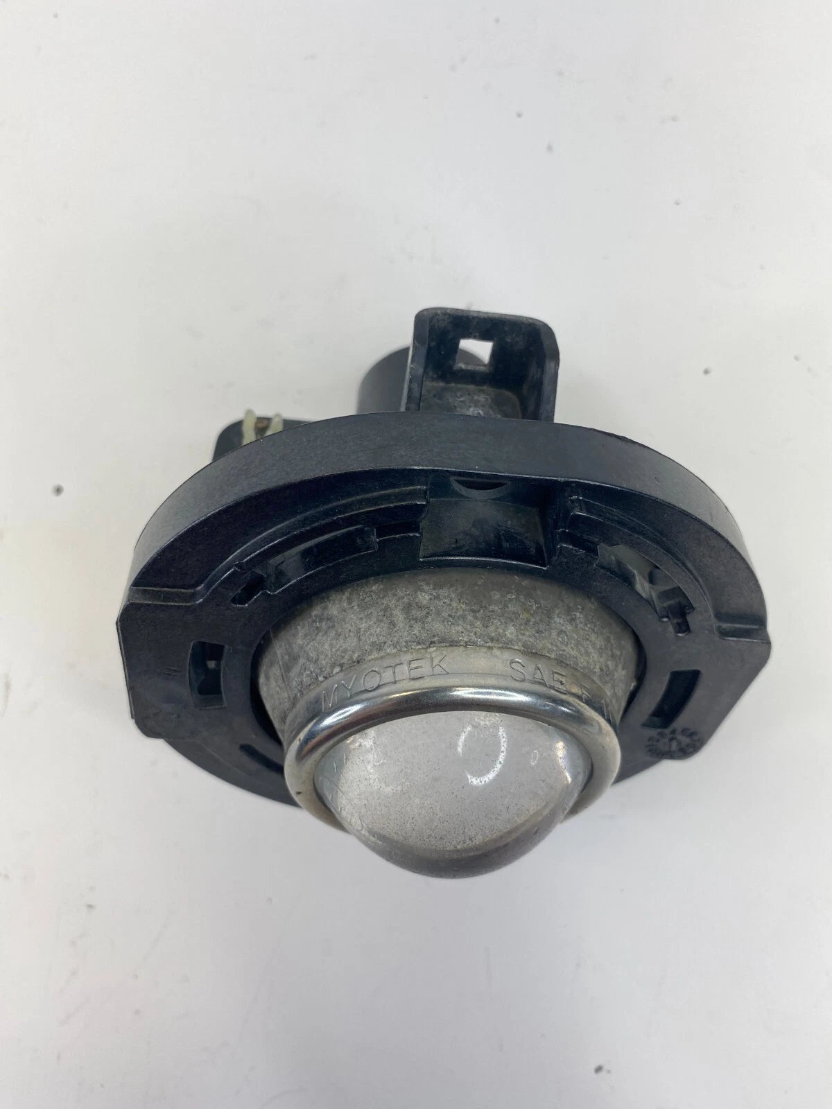 13-15 DODGE DART 2014-2020 DURANGO FRONT RIGHT PASSENGER SIDE FOG LIGHT LAMP OEM