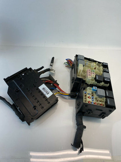 2014 Ford Focus Hatchback 2.0L A/T Power Distribution Control Panel Module Unit