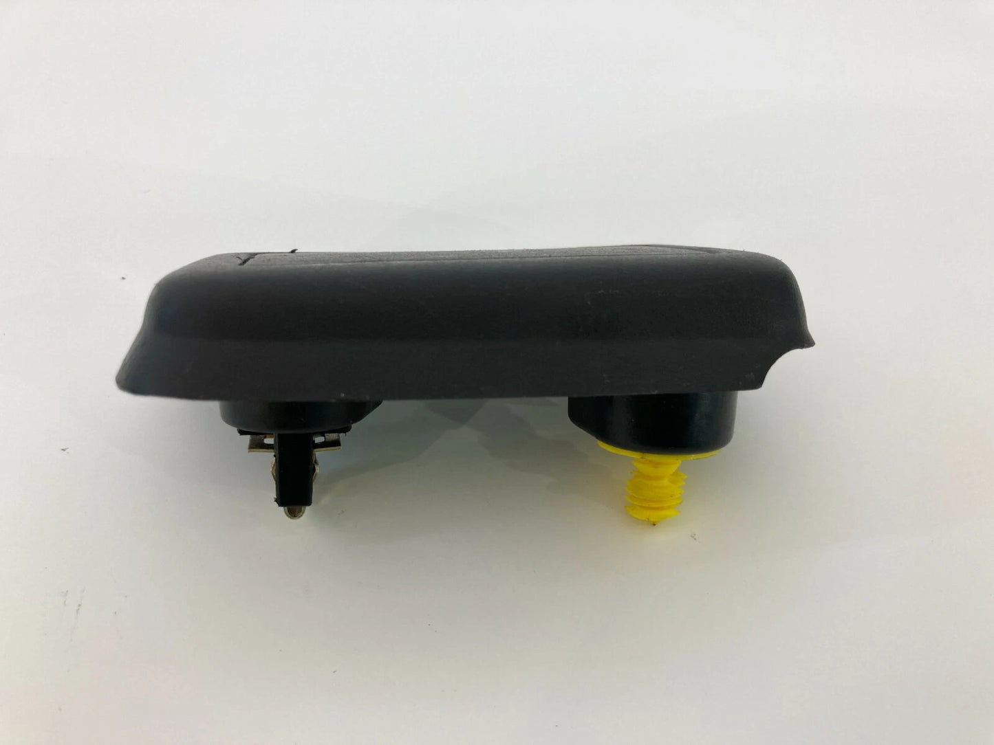 2009-2012 CHEVROLET TRAVERSE FRONT LEFT SEAT TRACK BOLT COVER END TRIM 1193870