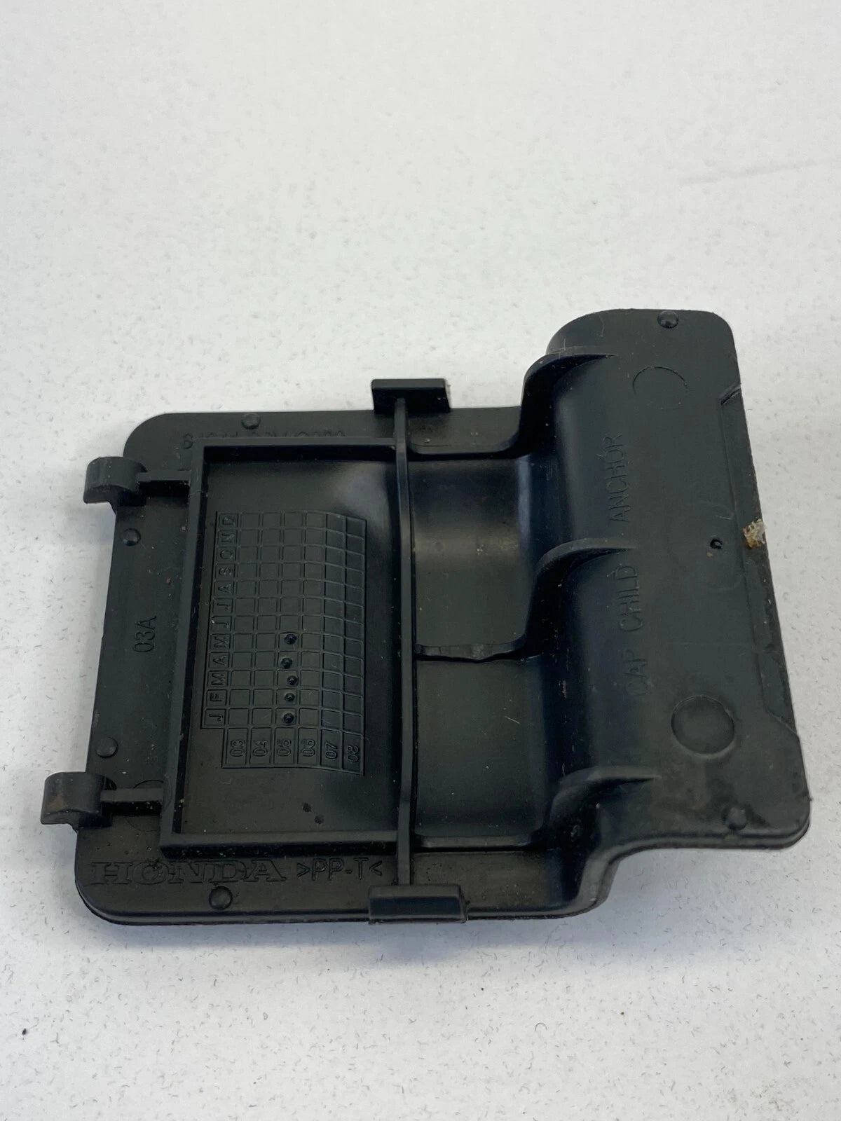 03-06 ACURA MDX REAR CHILD SEAT ANCHOR FINISH PLATE CAP COVER TRIM 84641-S3V-Q00