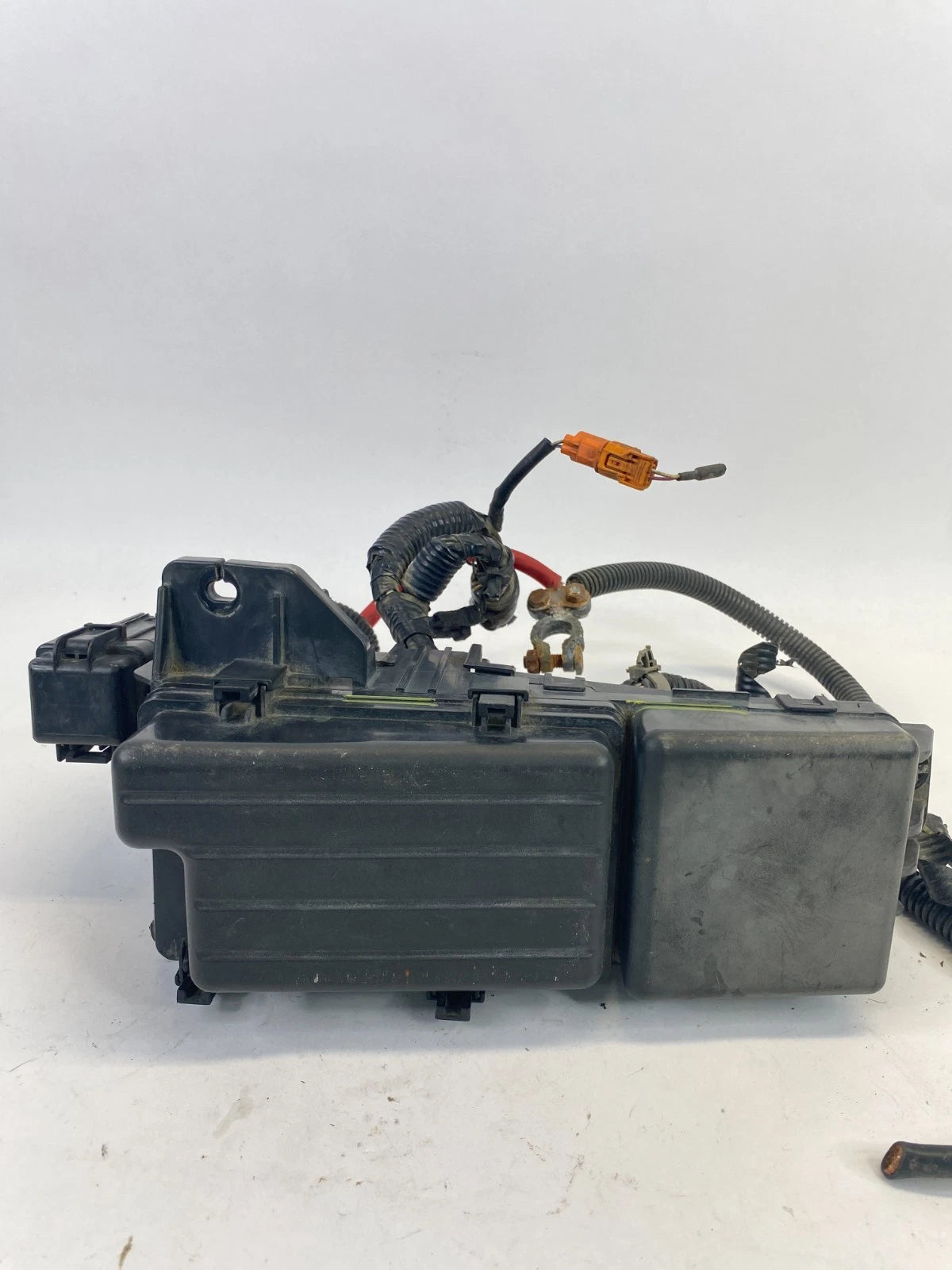 2003 2004 HONDA ACCORD 3.0L V6 ENGINE COMPARTMENT FUSE RELAY JUNCTION BOX OEM