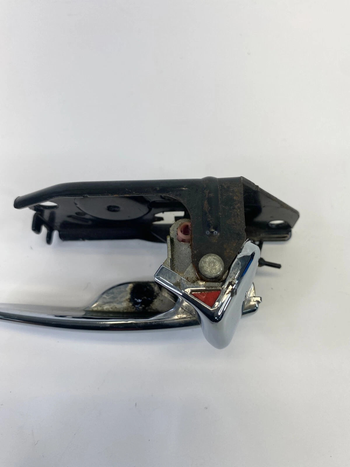 2002-2005 HYUNDAI SONATA REAR RIGHT PASSENGER SIDE INTERIOR DOOR HANDLE OEM