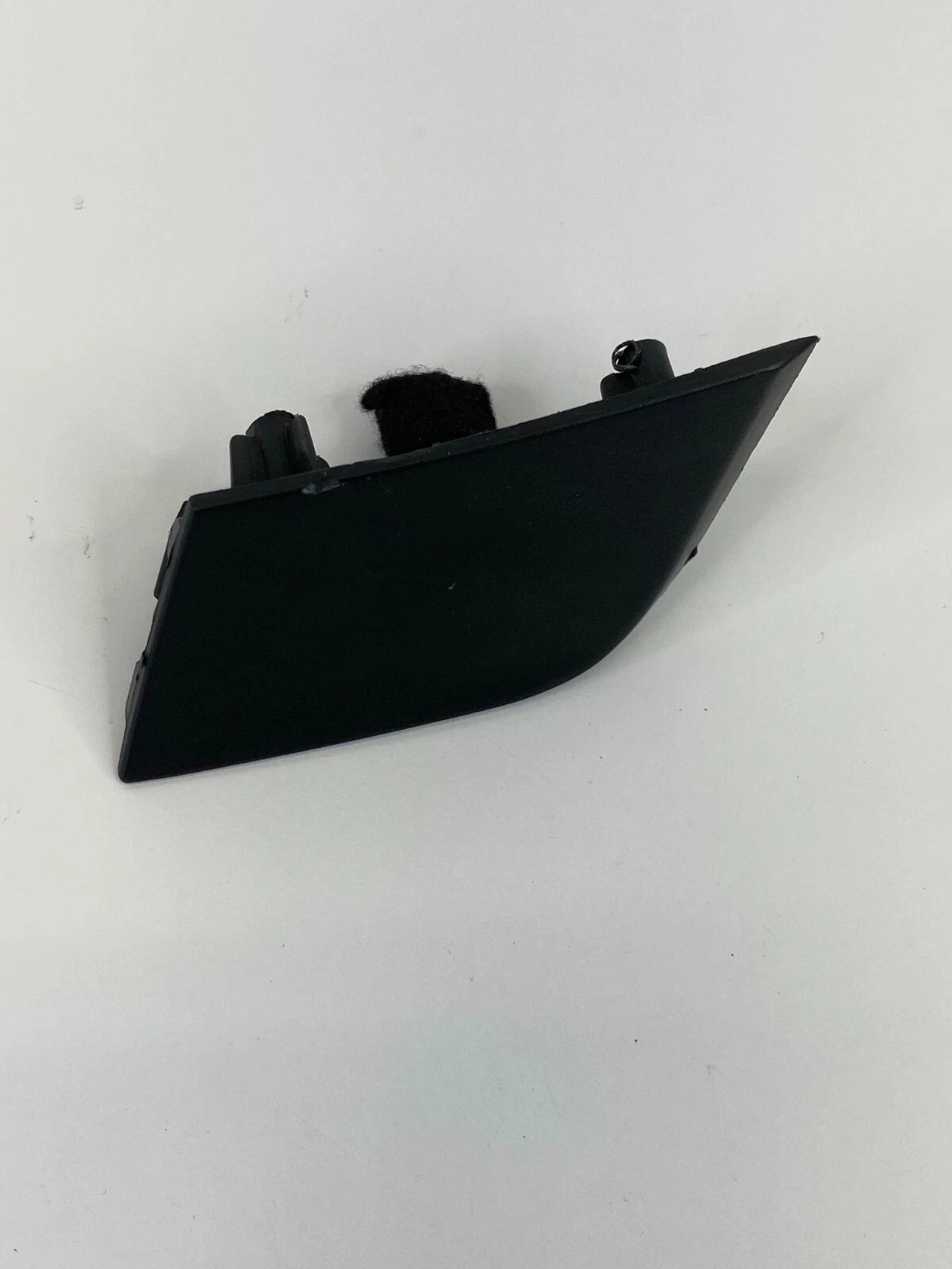 2007-2011 CHEVROLET AVEO FRONT RIGHT PASSENGER DOOR HANDLE BEZEL COVER TRIM CAP