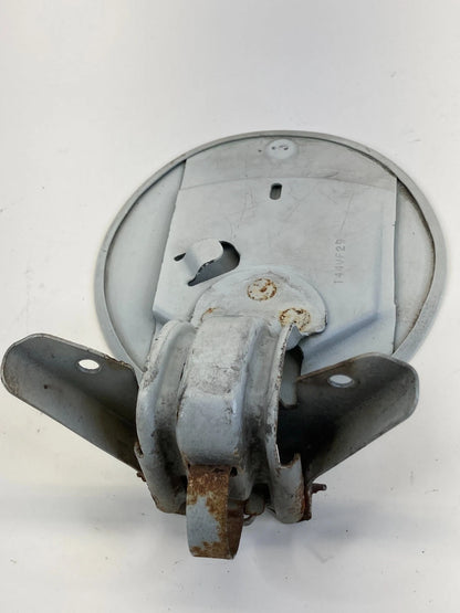 09 10 11 12 13 14 15 16 17 Chevrolet Traverse Fuel Filler Gas Door Lid OEM