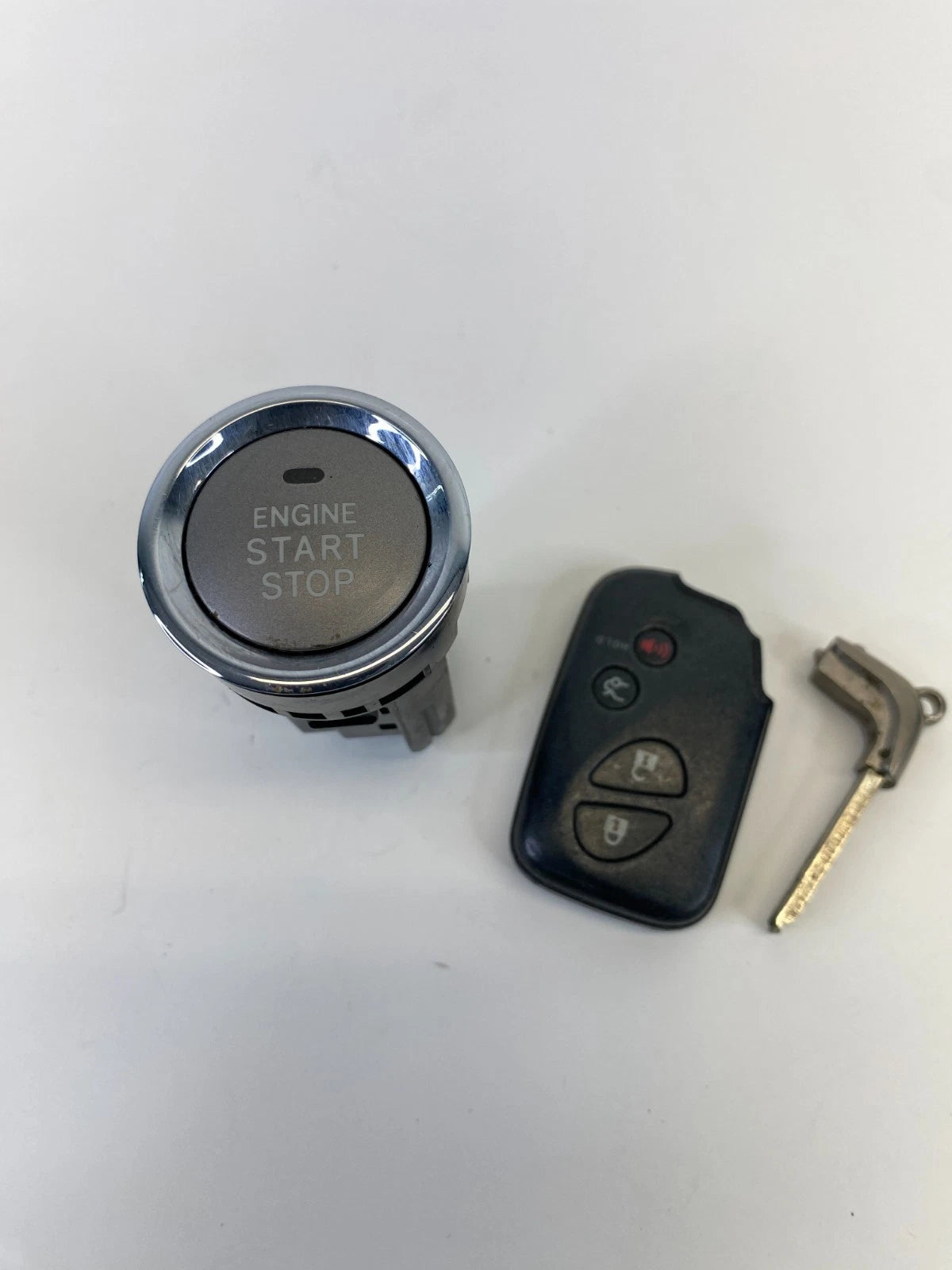2006-2015 LEXUS GS350 IS350 ENGINE START STOP BUTTON SWITCH W/ REMOTE KEY OEM