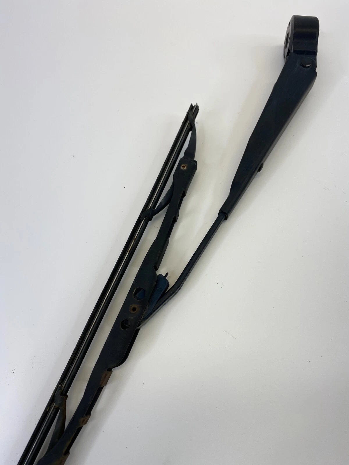 2007-2012 DODGE CALIBER REAR WINDSHIELD WIPER ARM & BLADE ASSY 05303787AD OEM