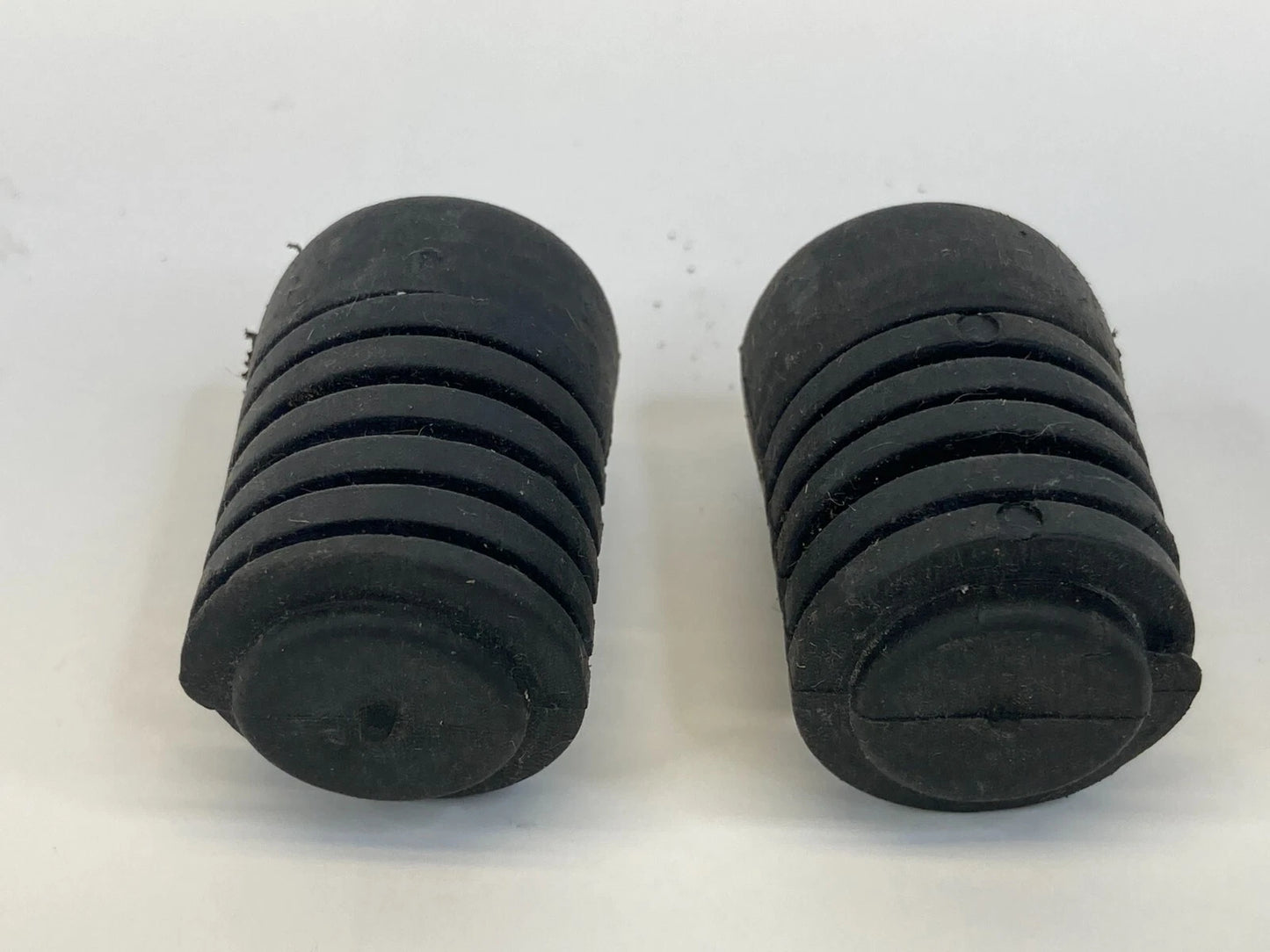 2010-2016 KIA FORTE 2010-2019 SOUL FRONT HOOD BUMPER RUBBER ADJUSTMENT PAIR SET