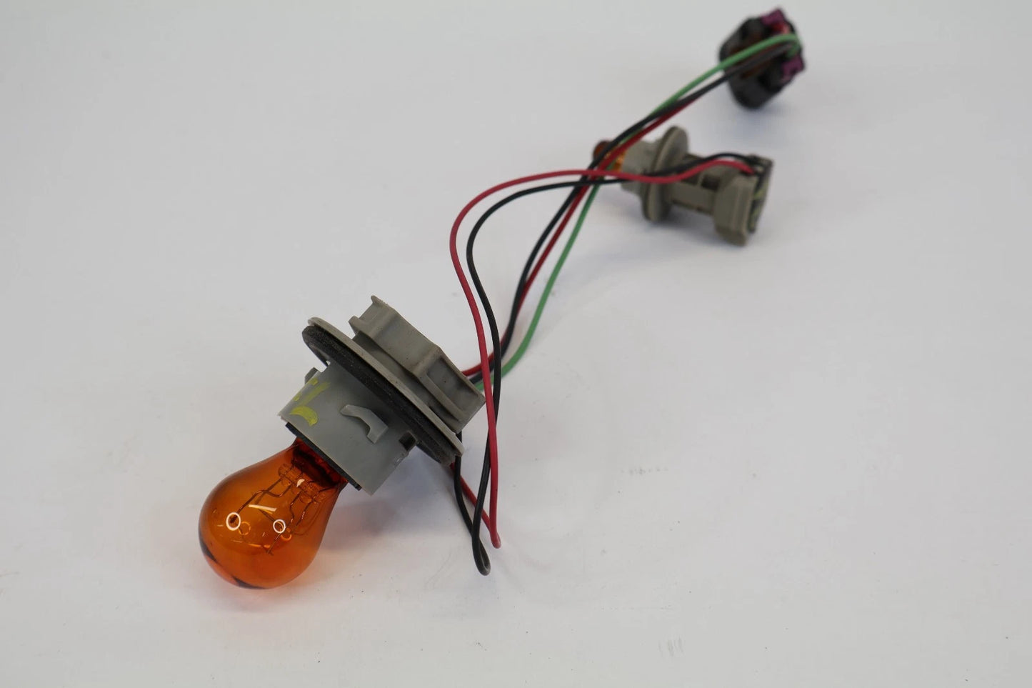 2009-2012 CHEVY TRAVERSE FRONT LEFT TURN SIGNAL LIGHT PIGTAIL WIRE HARNESS OEM