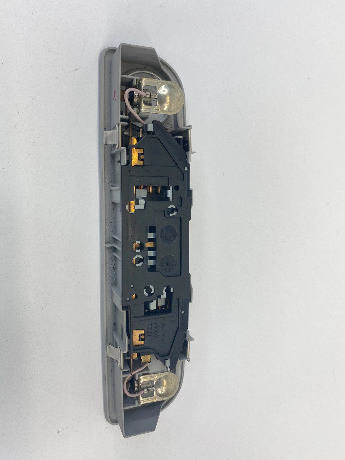 07-11 AUDI A6 QUATTRO INTERIOR ROOF PANEL OVERHEAD DOME MAP LIGHT 4L0947111B OEM