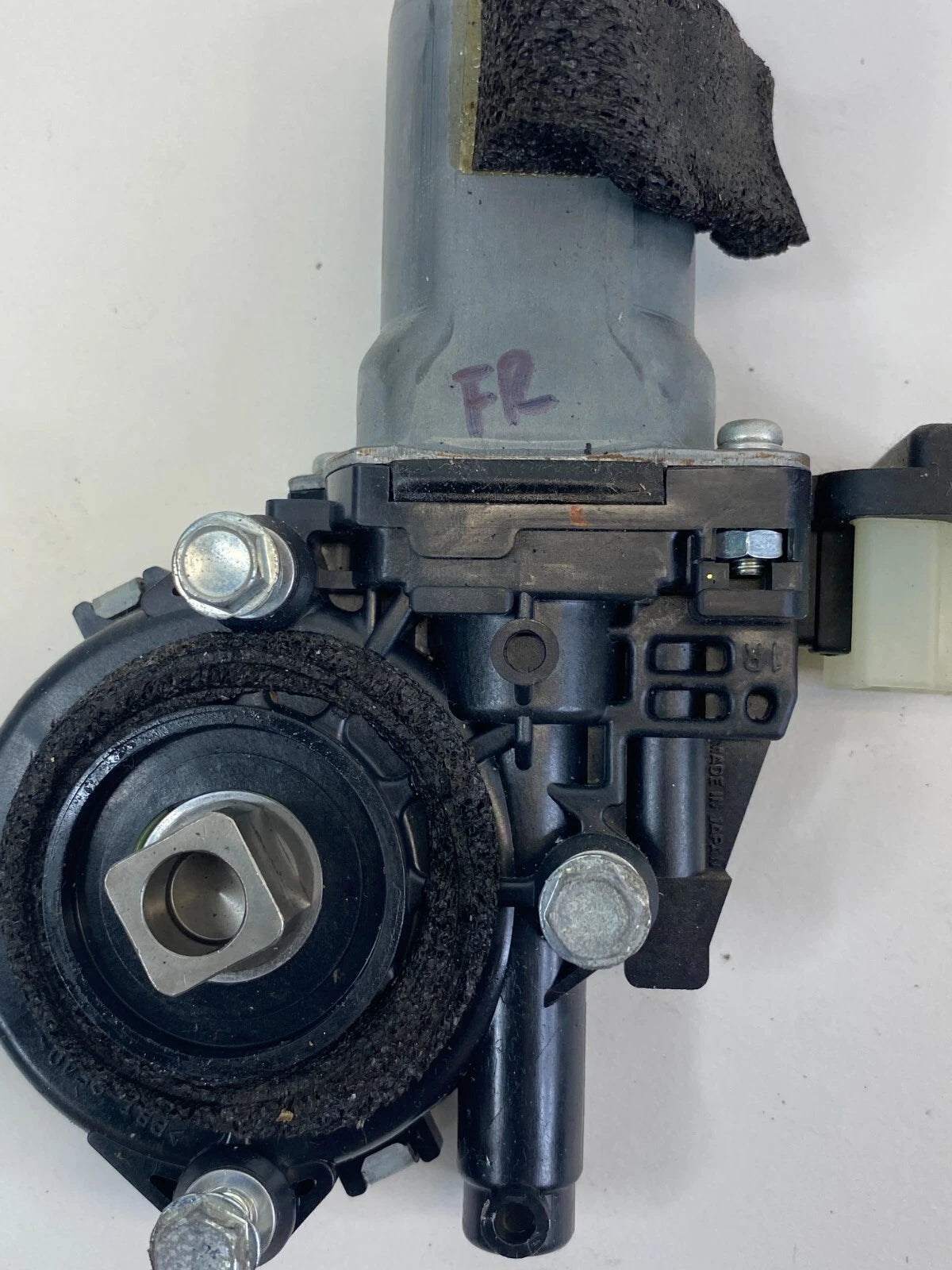 08-13 NISSAN ROGUE FRONT RIGHT SIDE DOOR POWER WINDOW MOTOR ASSEMBLY 80730-JM00A