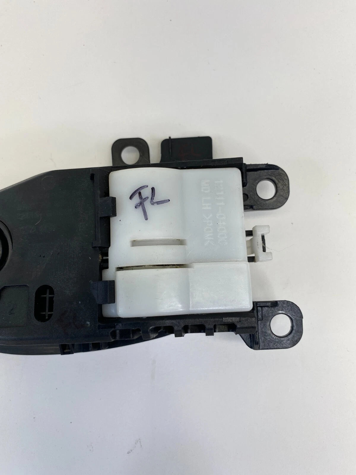 2014 2015 2016 HYUNDAI ELANTRA FRONT LEFT INTERIOR INNER DOOR HANDLE 83613-MD000