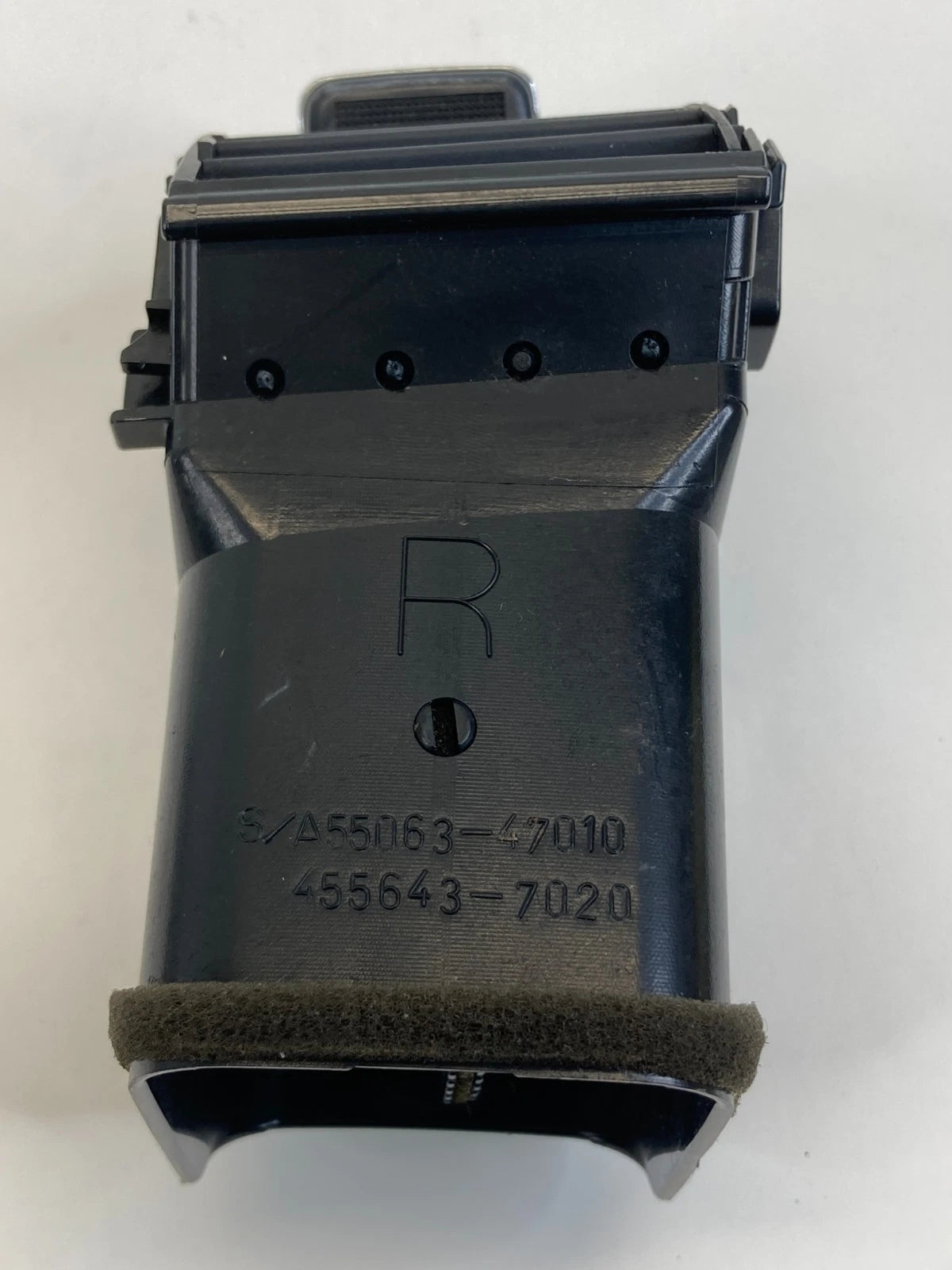 2004-2009 TOYOTA PRIUS DASH RIGHT OUTER AC A/C AIR VENT GRILLE 55660-47020