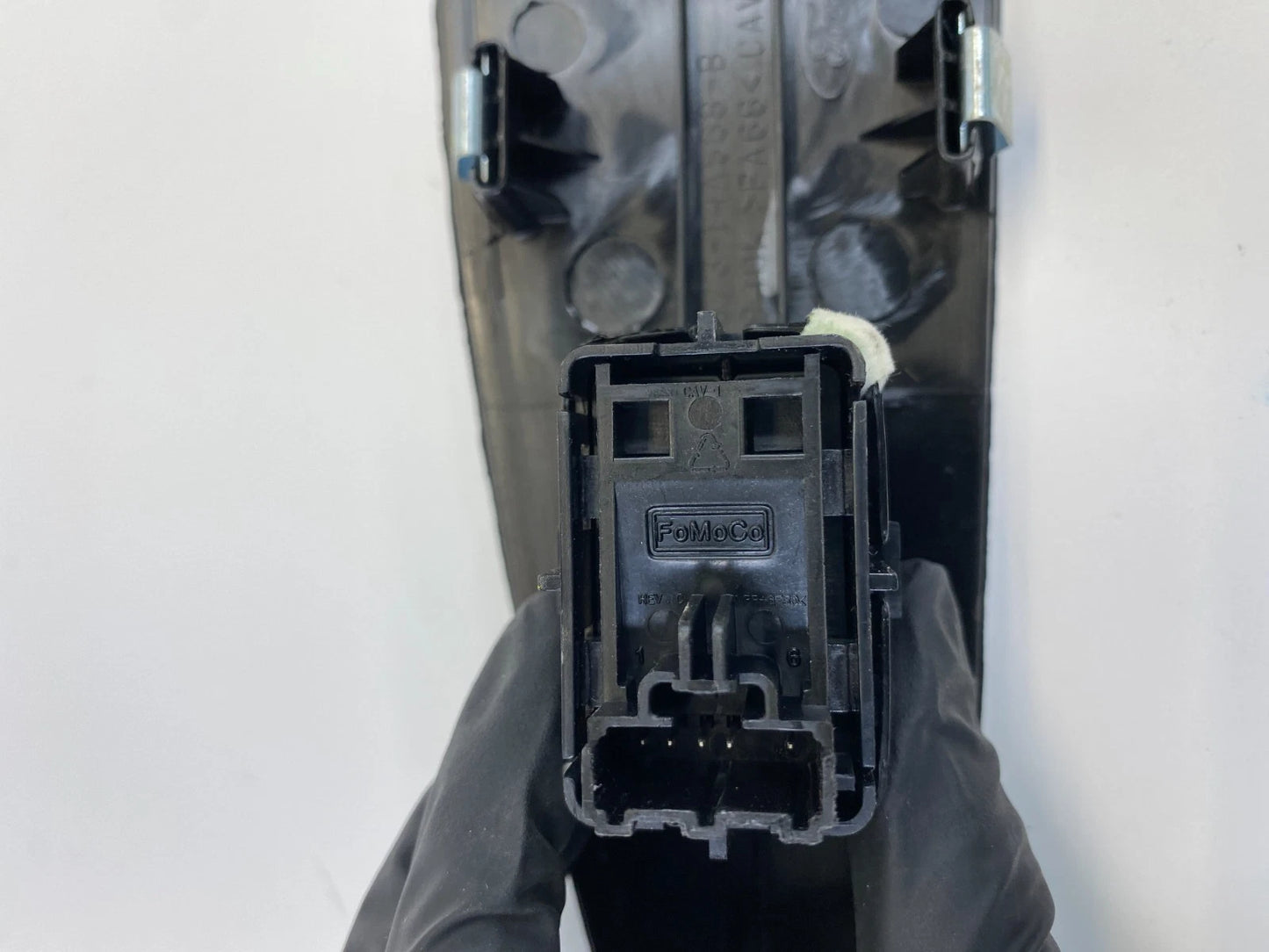 2013-2016 FORD FUSION REAR LEFT DOOR WINDOW SWITCH WITH BEZEL OEM DS7314A568B