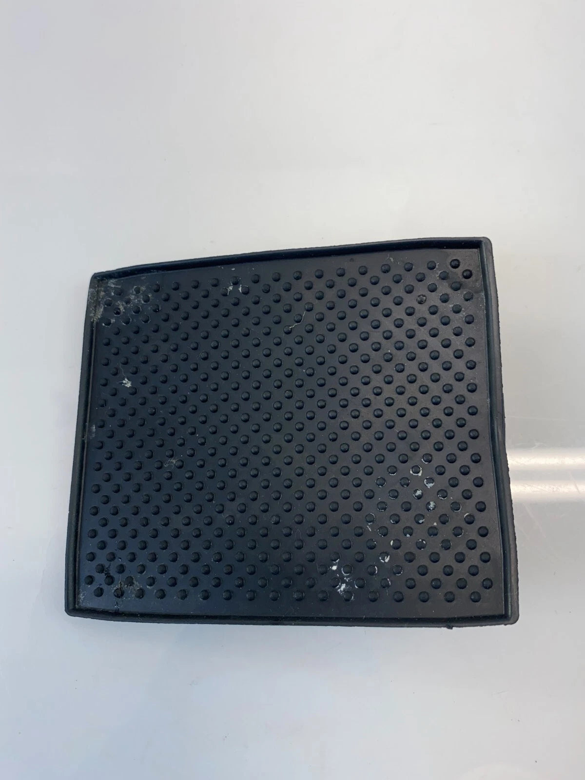 2002 2003 2004 KIA SPECTRA CENTER CONSOLE COVER RUBBER INSERT MAT 0K2N264415 OEM