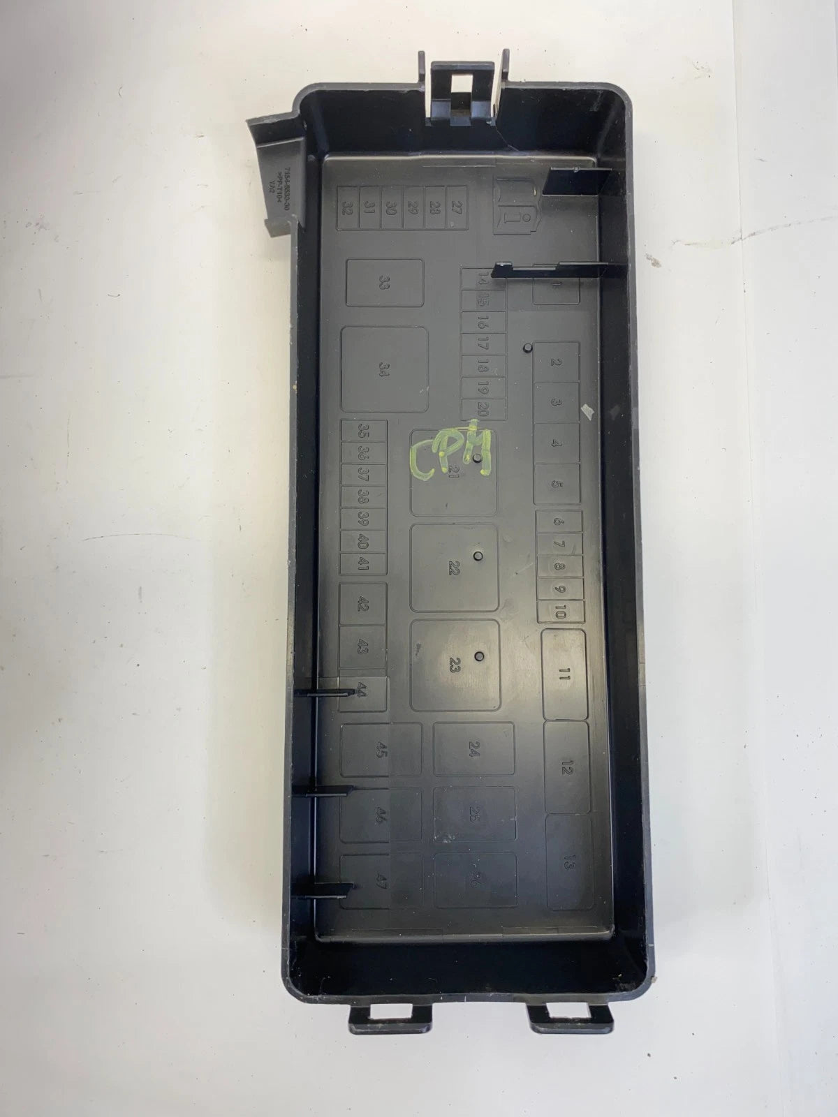 2010 CHRYSLER 300 REAR POWER DISTRIBUTION CENTER FUSE BOX FACTORY 68028014AB OEM