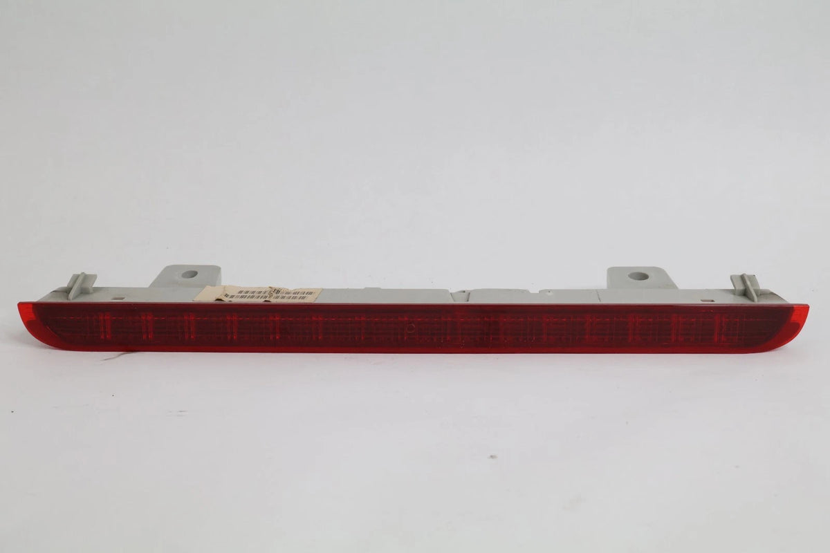2004-2008 ACURA TL SEDAN REAR HIGH MOUNT THIRD 3RD BRAKE STOP LIGHT LED OEM