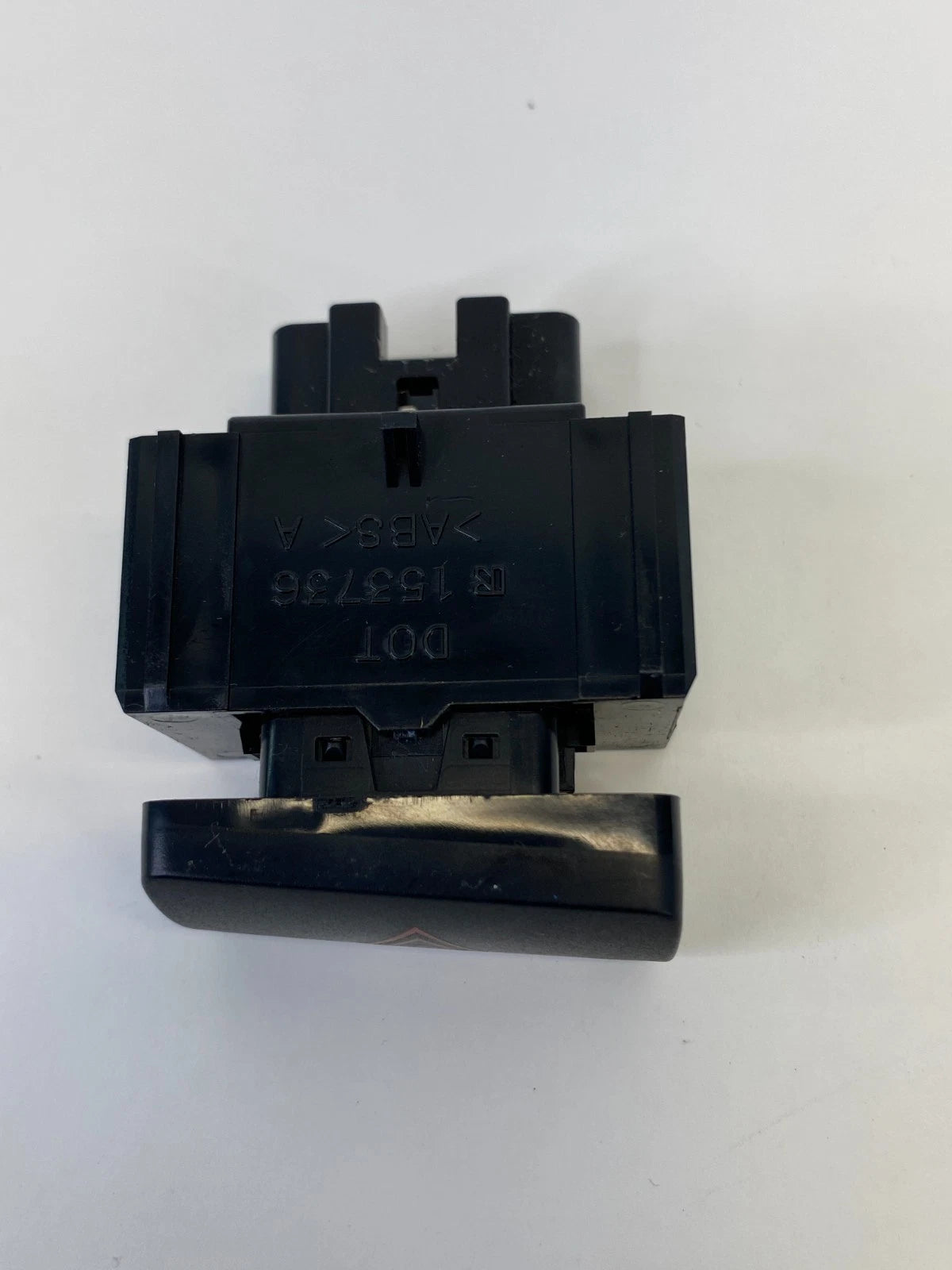 2003-2008 TOYOTA COROLLA HAZARD SWITCH WARNING LIGHT BUTTON CONTROL 153736