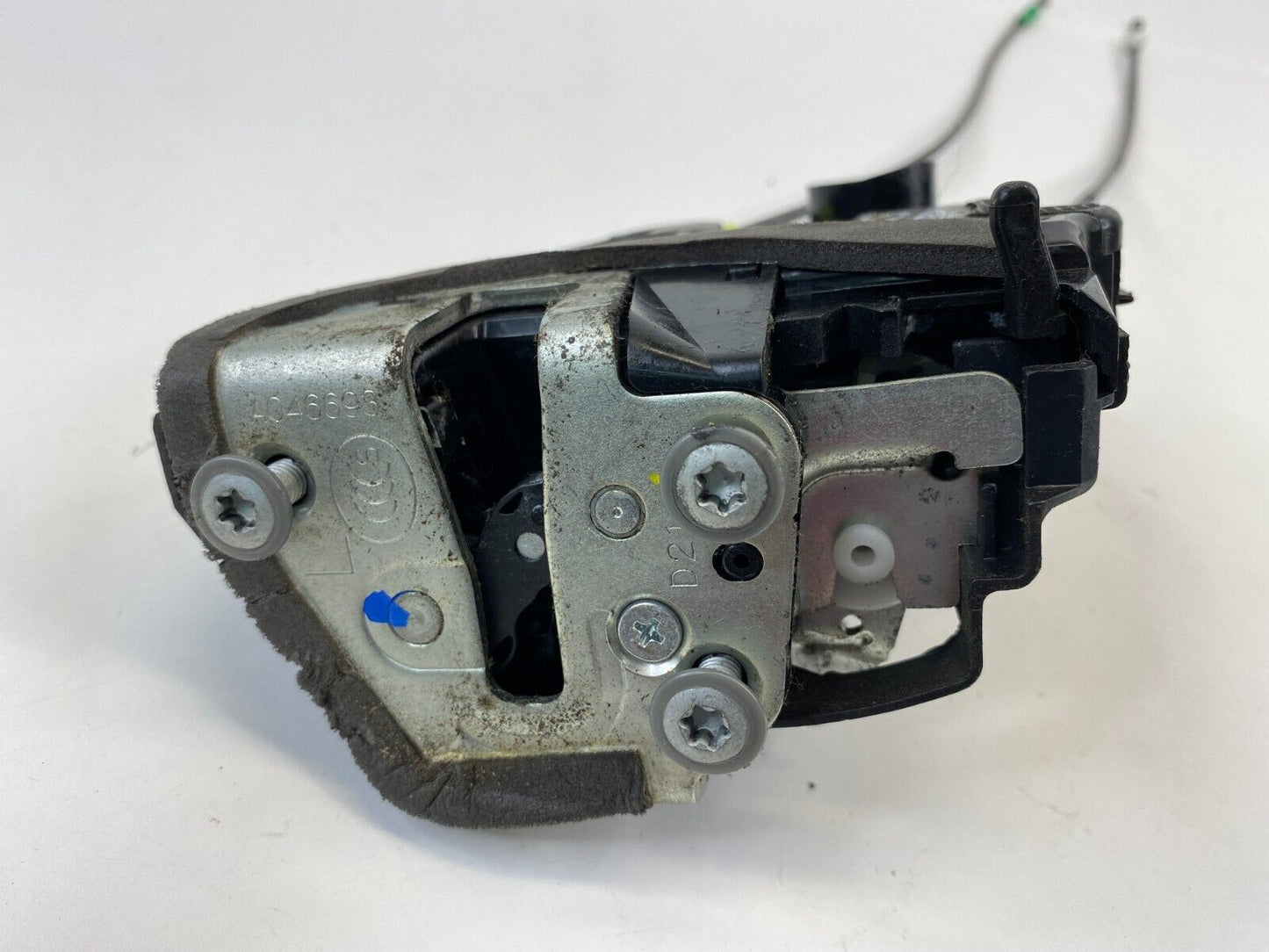 2009-2013 Toyota Matrix Hatchback Rear Left Door Lock Latch Actuator A046693 OEM