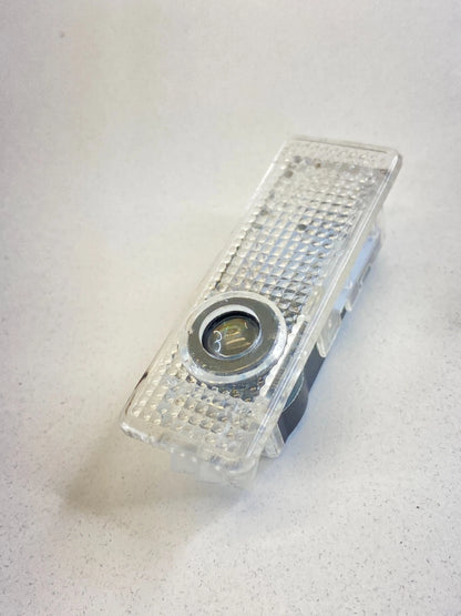 04-07 BMW 530I REAR RIGHT PASSENGER SIDE INTERIOR DOOR LIGHT COURTESY LAMP OEM