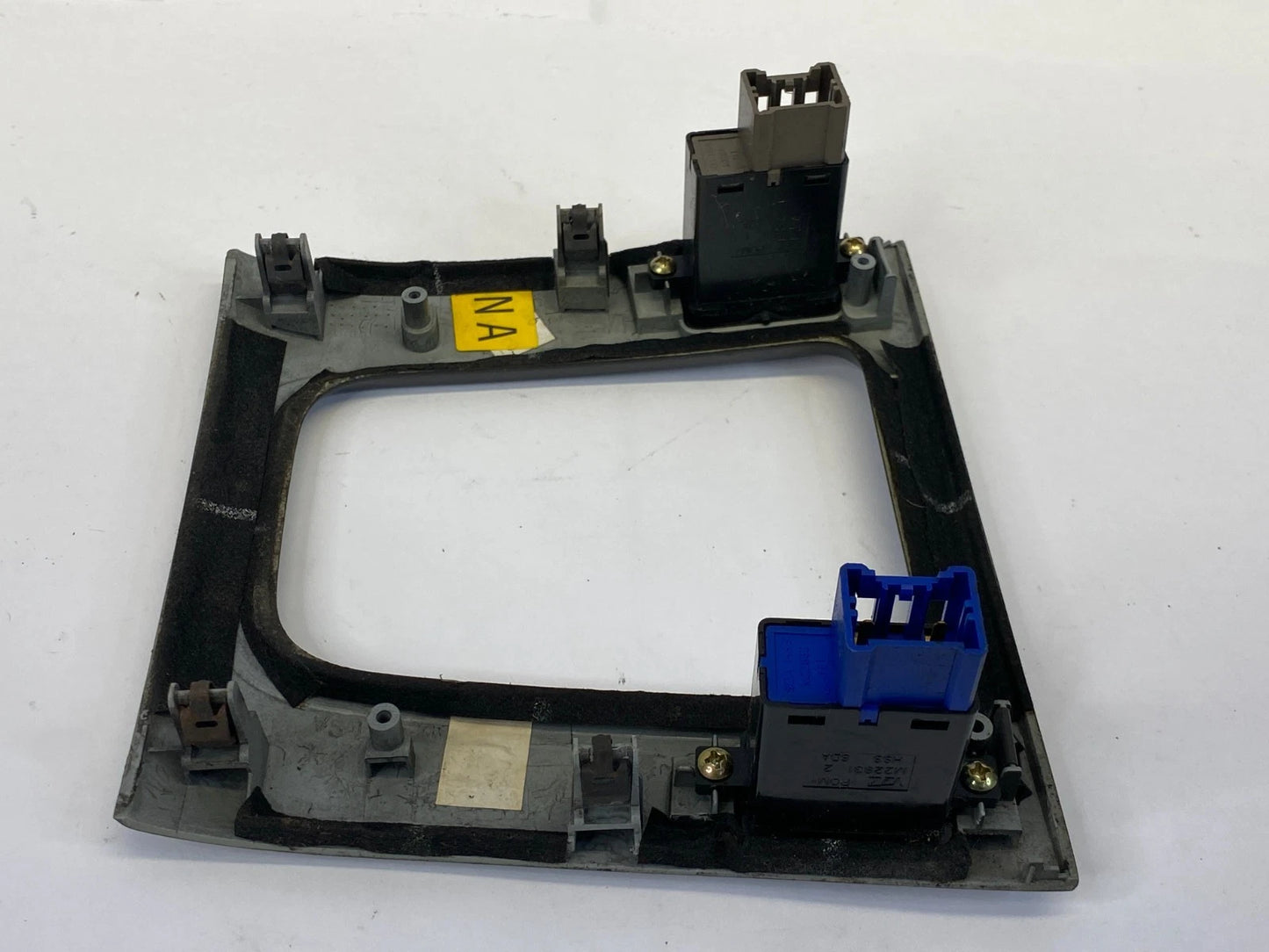 2003-2007 HONDA ACCORD SHIFTER TRIM BEZEL W/ HEATED SEAT SWITCHES OEM FACTORY
