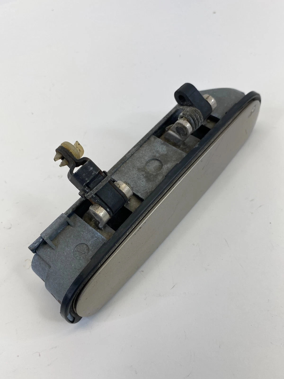 98-04 AUDI A6 QUATTRO REAR RIGHT BACK SIDE EXTERIOR DOOR HANDLE 4B2-837-886 OEM
